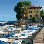 Lux Seaview Poljane *