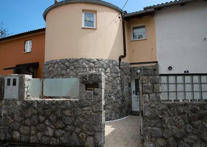 Lux Seaview Poljane Ичичи
