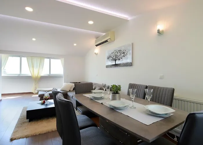 Lux Seaview Poljane Ичичи