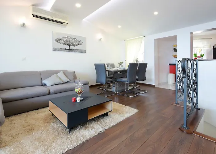 Апартаменты Lux Seaview Poljane Ичичи